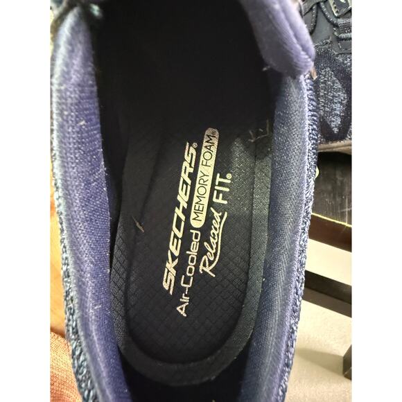 Skechers Vegan Navy Sneakers Relaxed Fit Size 5.5 New in Box - Picture 5 of 11